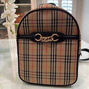 Burberry link backpack